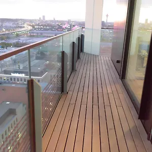 Triiiple Level 21 Mit Balkon Und Tiefgarage Viena
